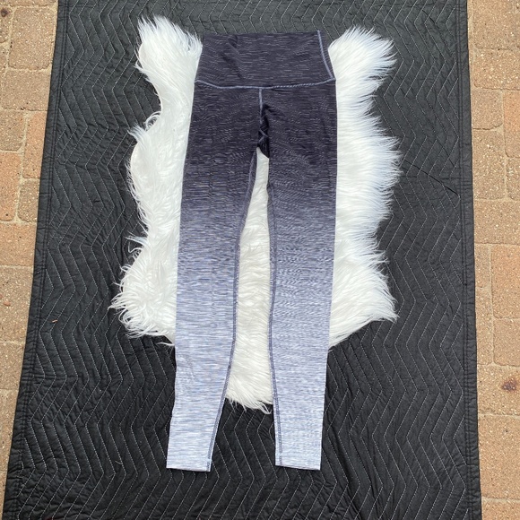 Lululemon Wunder Under High Rise Ombre Tight - Picture 2 of 11